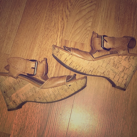 Wedges - Picture 1 of 8